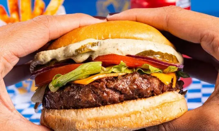 Muito além da carne: o que faz um hambúrguer ter mais sabor?   