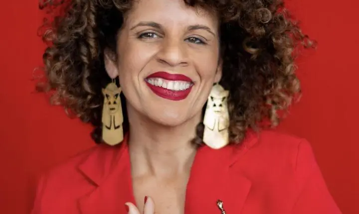 O ator Silvério Pereira e a atriz Maria Marighella serão coroados reis do bloco Os Mascarados no Carnaval 2026