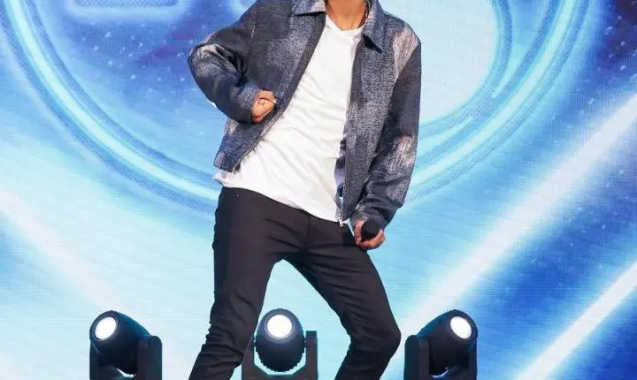 O novo fenômeno do arrocha! Heitor Santos faz maratona de 25 shows após hit viral “Sina de Ofélia”