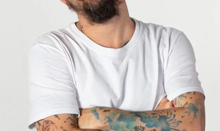 Repertório vai ser alegre, percussivo… pra trazer esperança. É uma data boa de renovar a fé”, diz Saulo, sobre show no Réveillon Guarajuba 