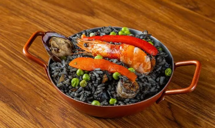 Santiago cria menu especial da culinária ibérica para o Salvador Restaurant Week