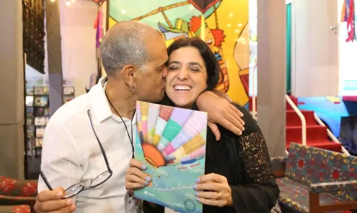 Taís Nader leva música e literatura à Bienal do Livro de São Paulo com “Polissemia”