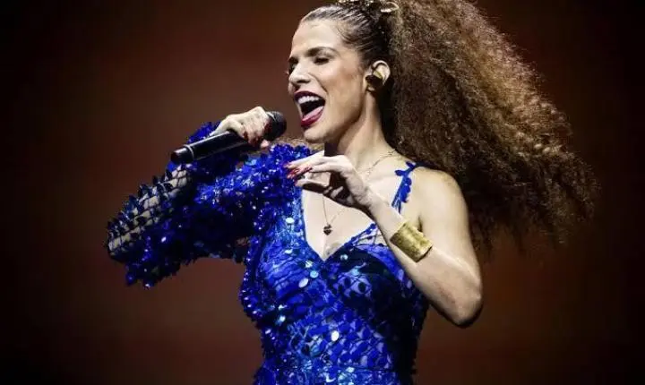 Vanessa da Mata leva a turnê 