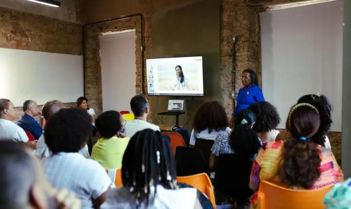Workshop gratuito capacita empreendedores para escrever projetos culturais